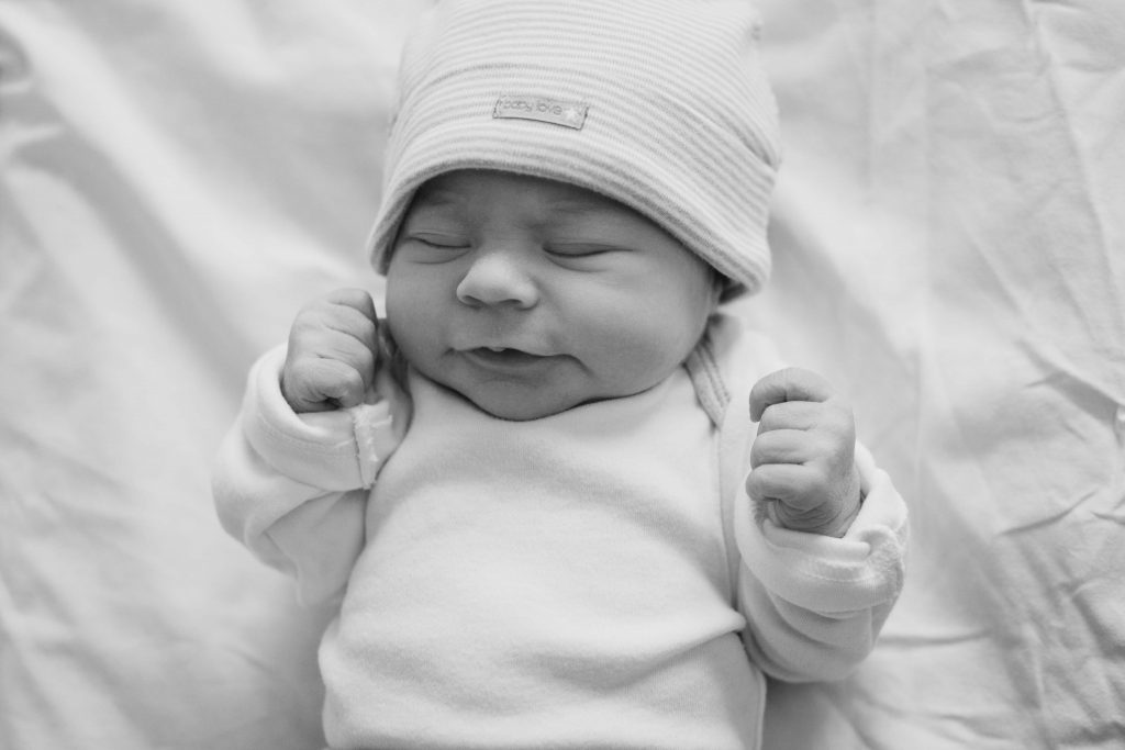 Frania Fotografie portfolio newborn fresh 48 zwart wit baby turnhout antwerpen kempen