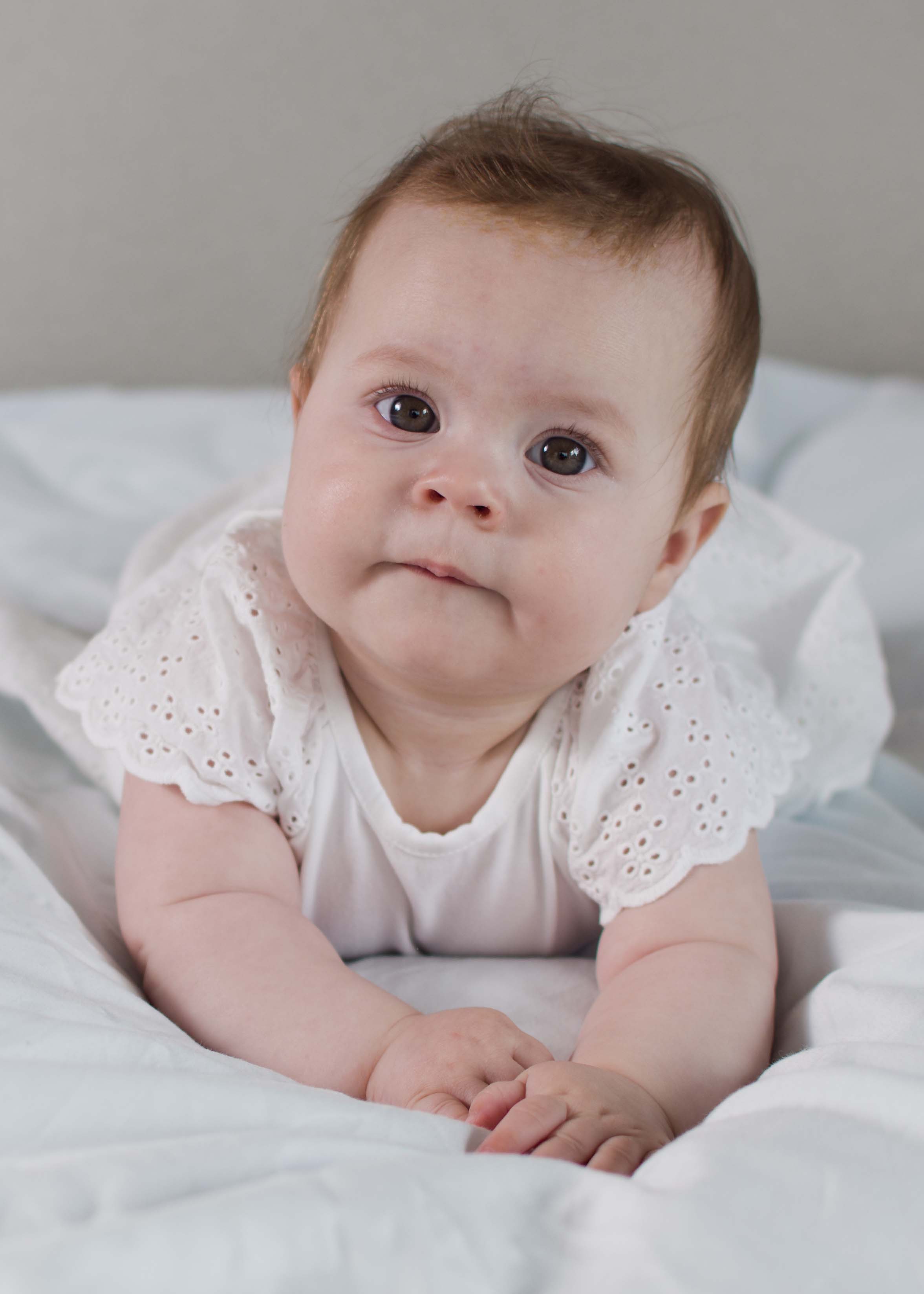 Frania fotografie Turnhout Kempen Antwerpen Fotograaf kinderen sitter 6 maanden milestone kind